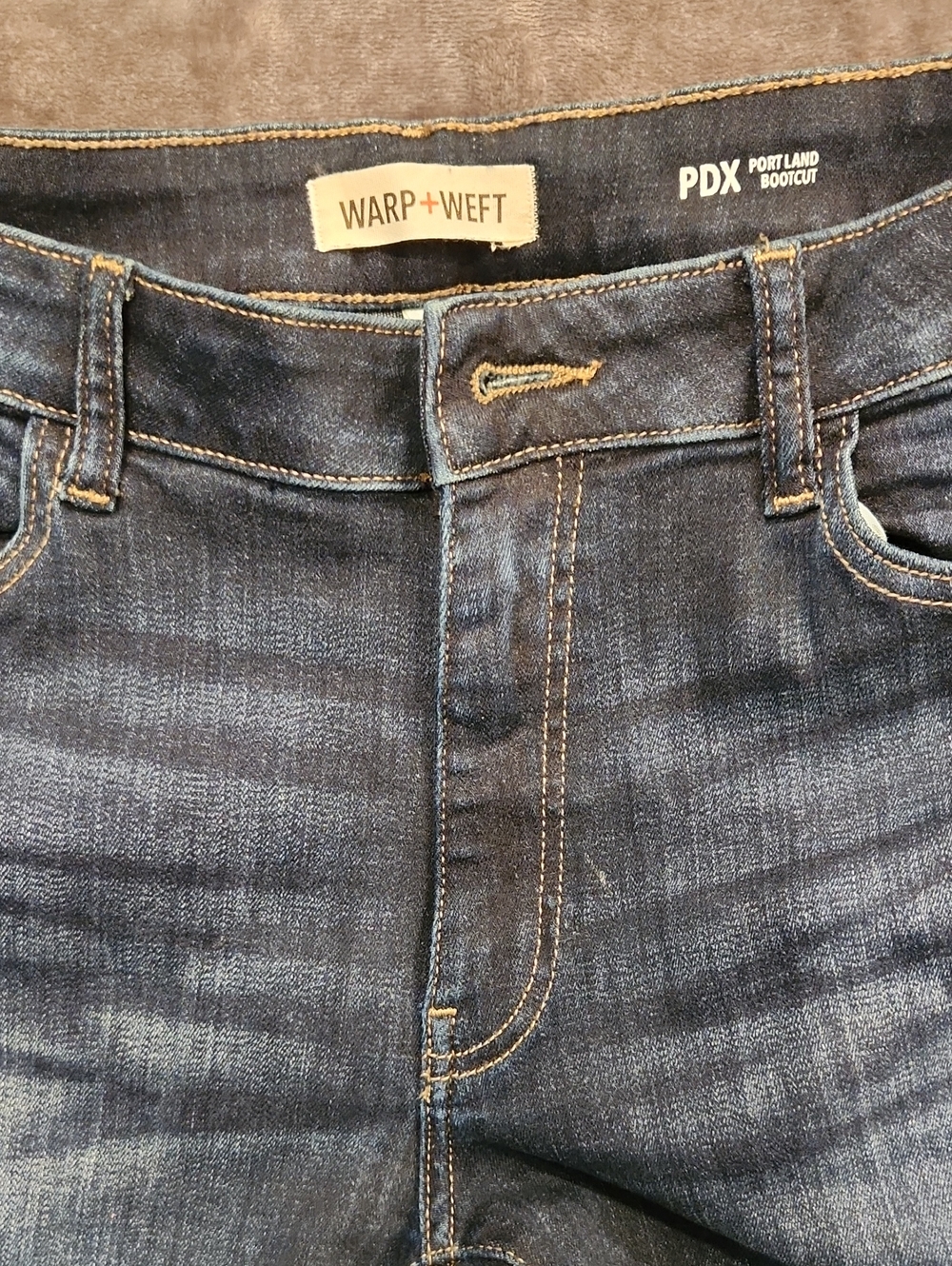 Warp + Weft Womens Bootcut Jeans in Dark Indigo
